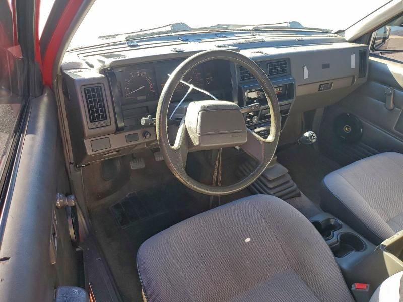 1989 Nissan D21 Short bed