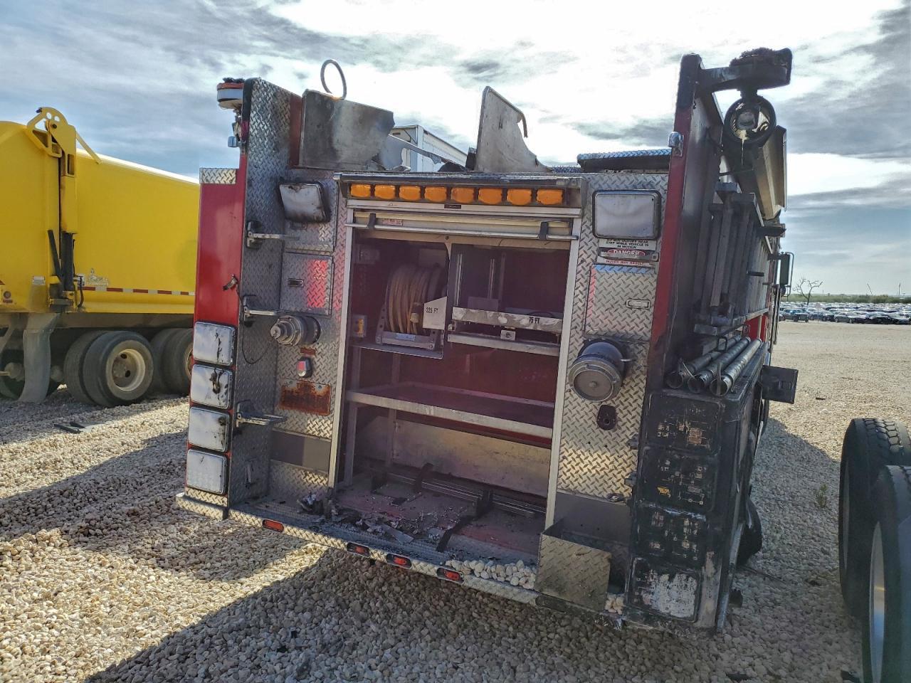 2002 Kovatch Fire Truck