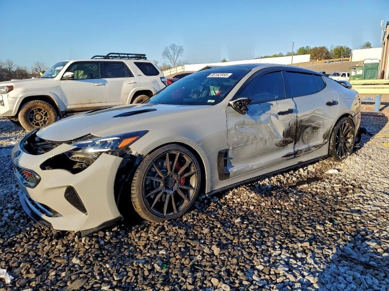 2022 KIA Stinger GT1