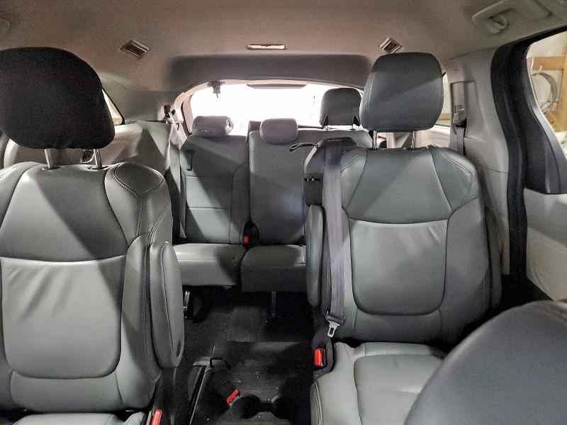 2022 Toyota Sienna le