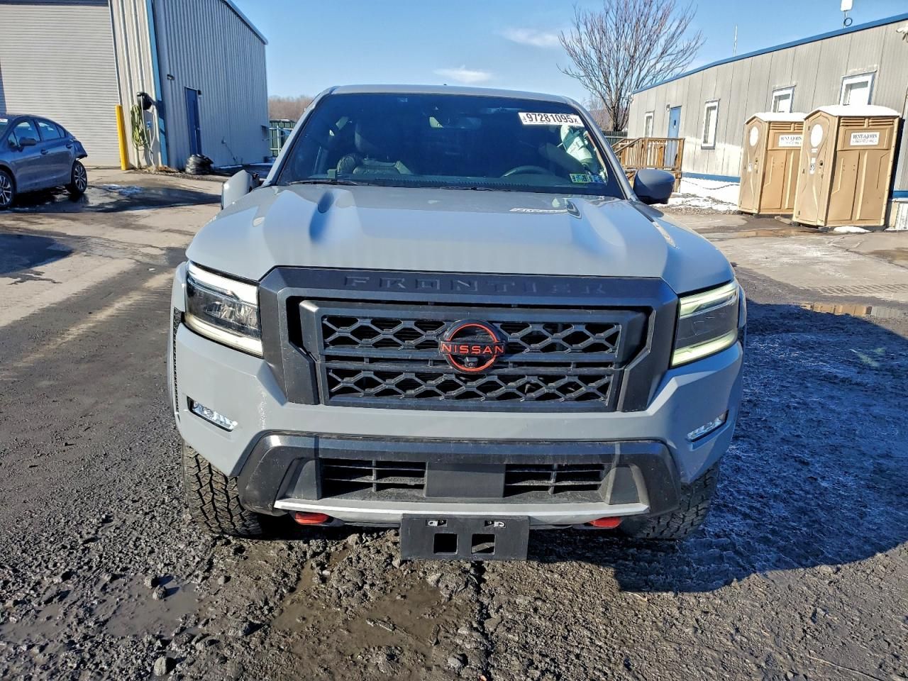 2023 Nissan Frontier s