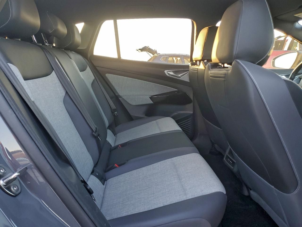 2023 Volkswagen Id.4 pro