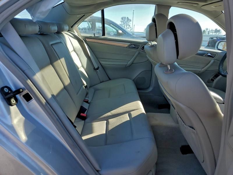 2006 Mercedes-Benz C 230