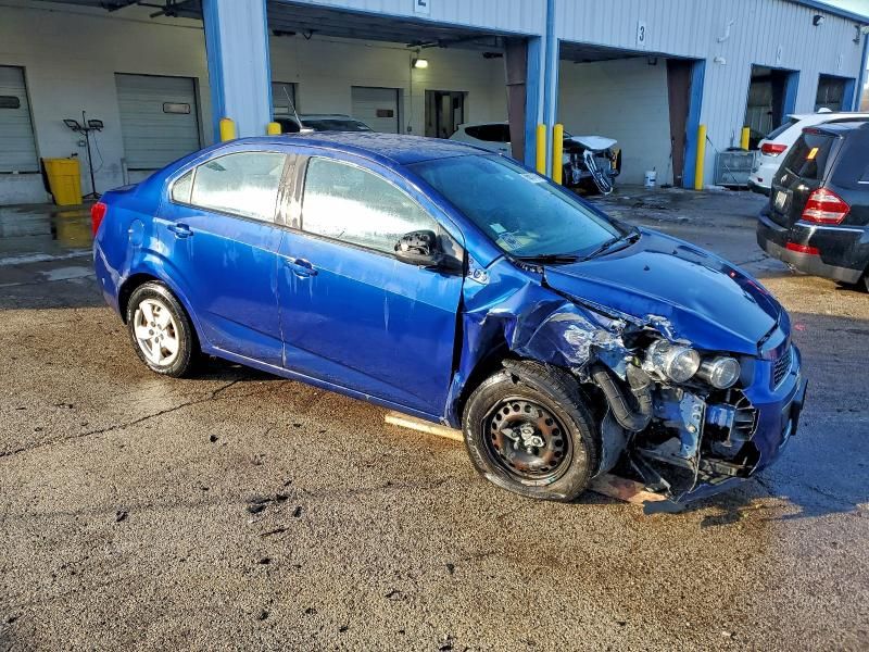 2013 Chevrolet Sonic ls