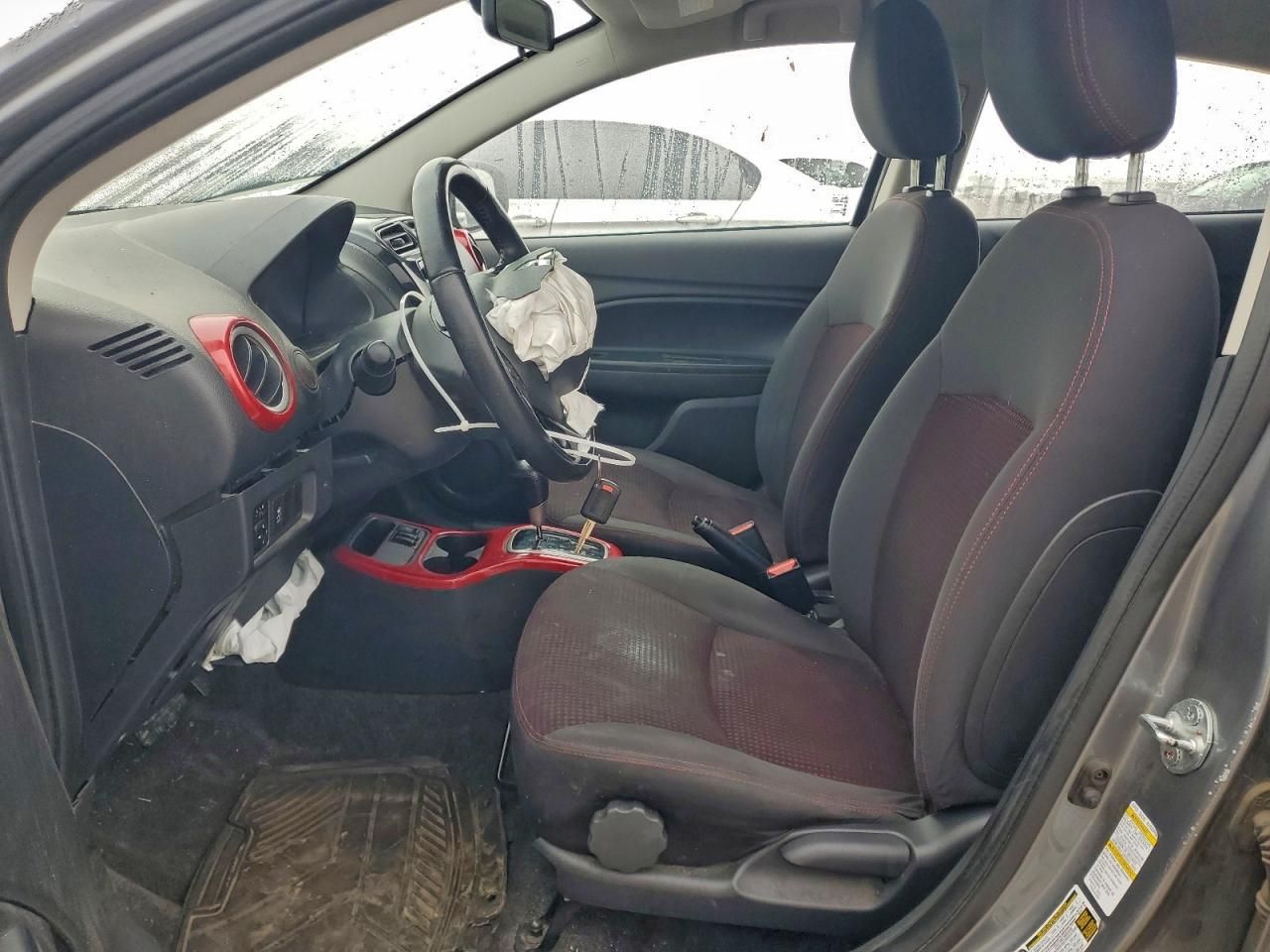 2020 Mitsubishi Mirage le