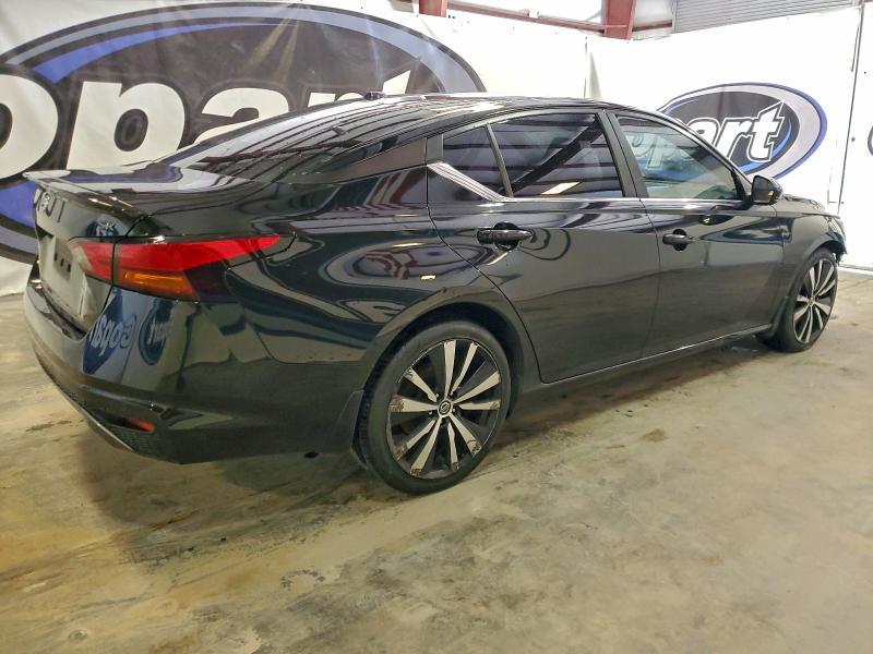 2020 Nissan Altima sr