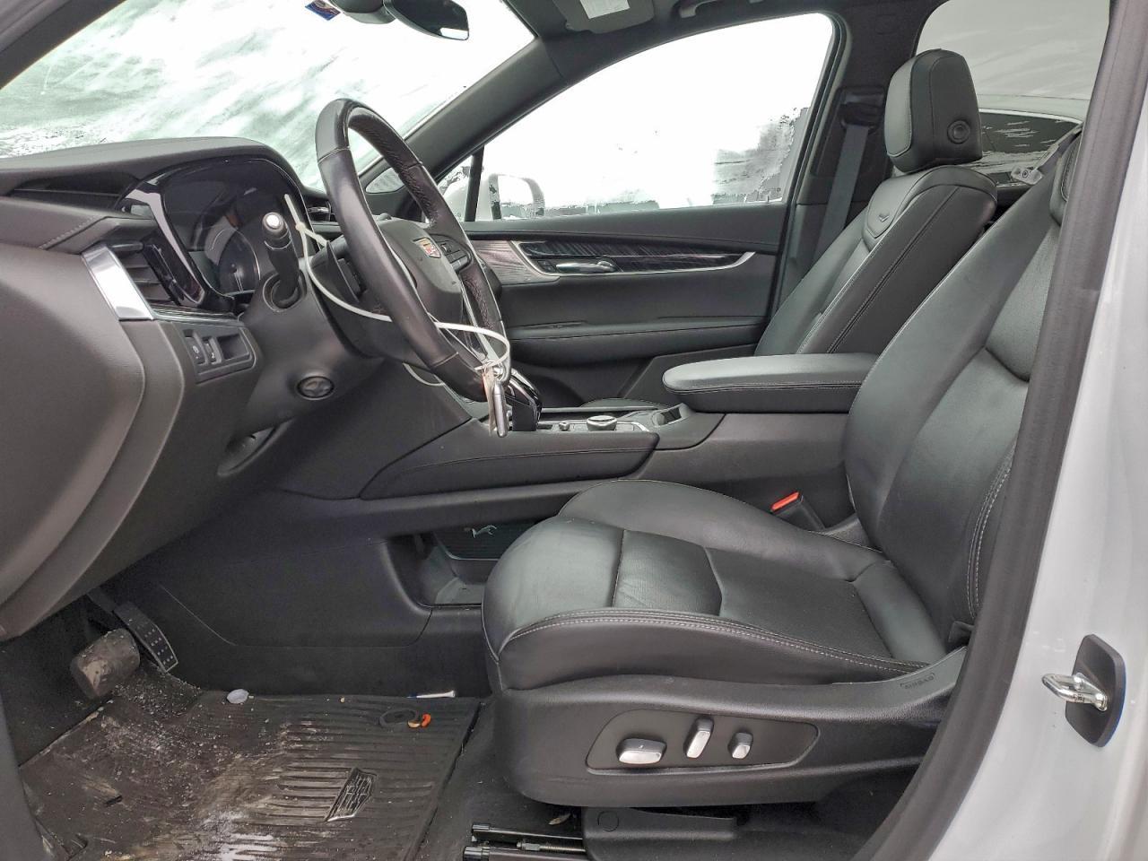 2023 Cadillac XT6 Premium Luxury