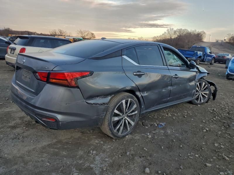 2020 Nissan Altima sr