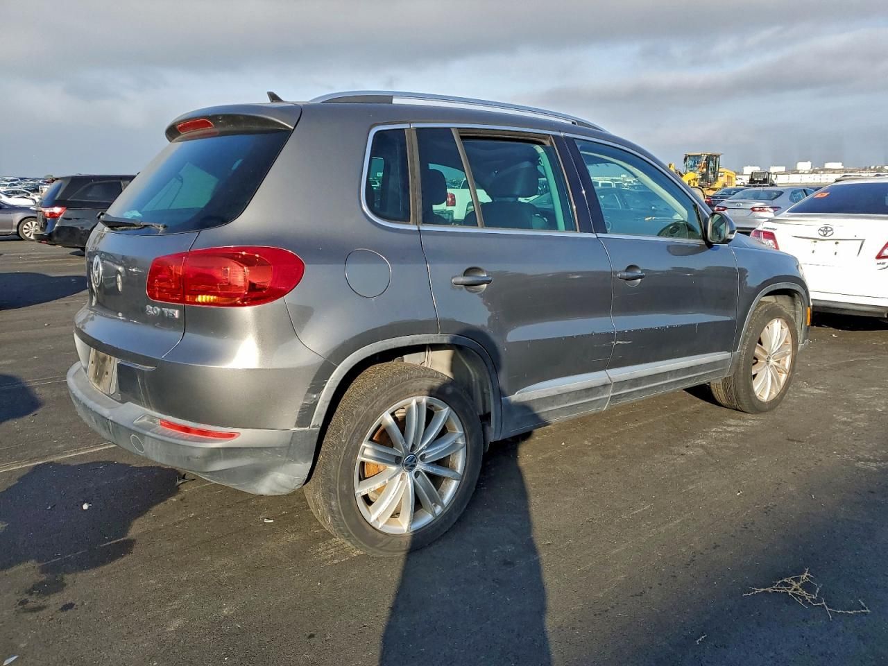 2012 Volkswagen Tiguan s