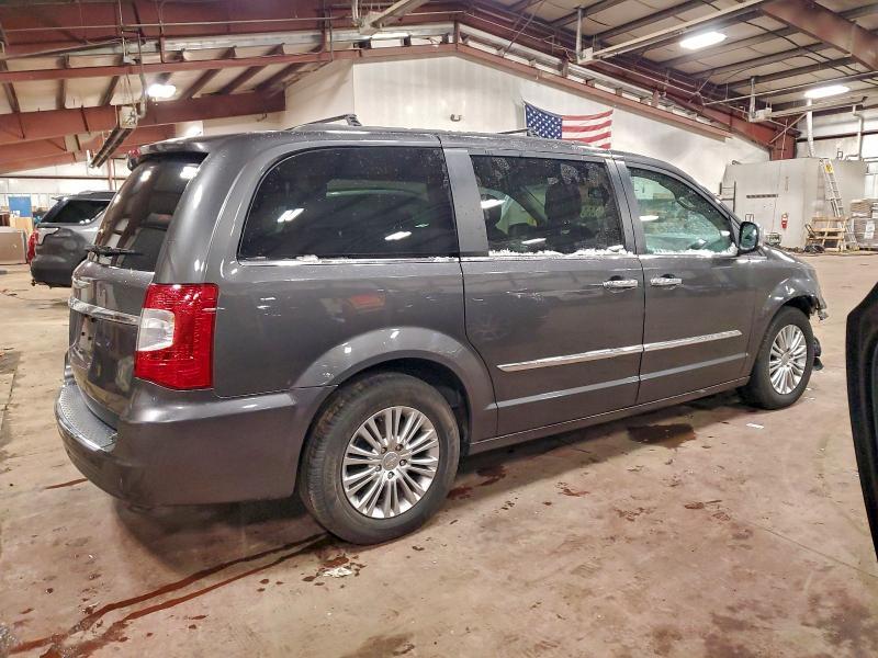 2015 Chrysler Town & Country Touring l