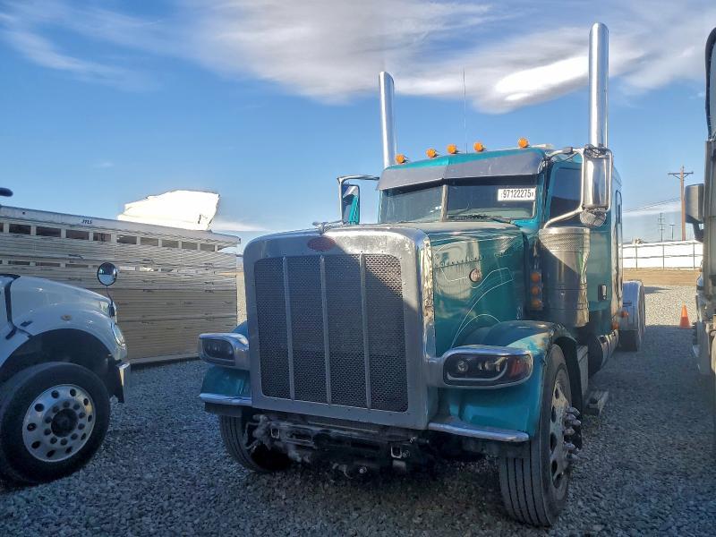 2020 Peterbilt 389 Semi Truck