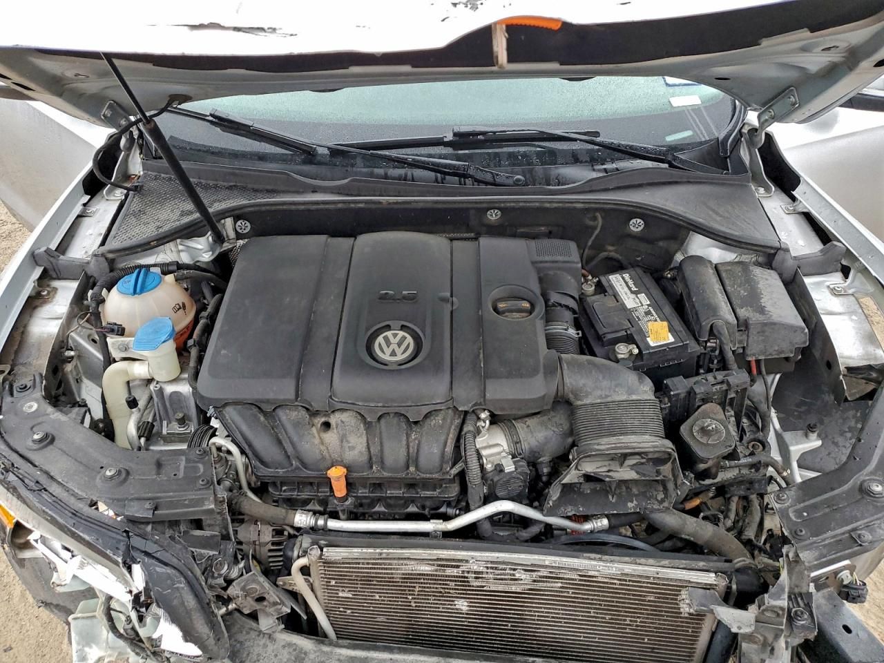 2013 Volkswagen Passat s