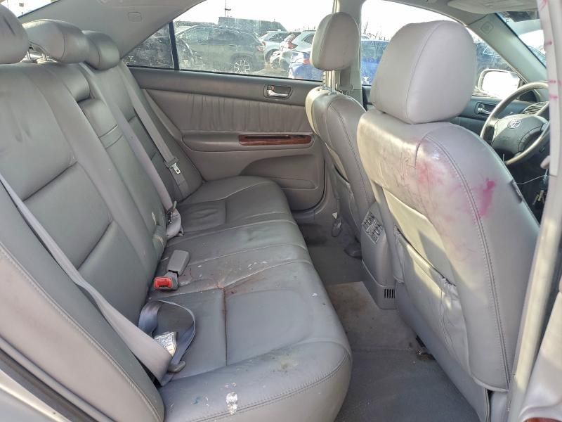 2005 Toyota Camry le