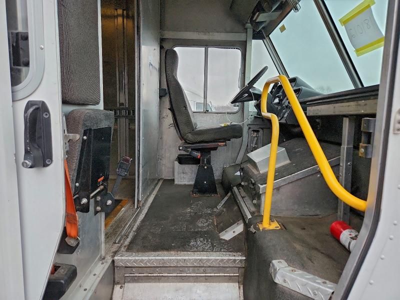 2018 Freigliner 2018 Freightliner Mt45 Delivery Truck