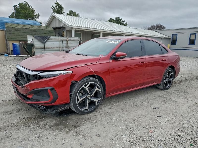 2021 Volkswagen Passat R-line