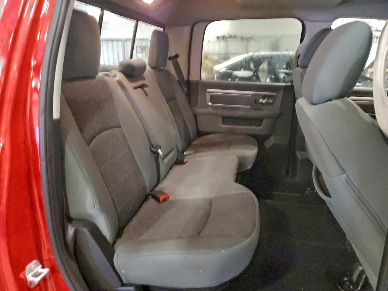 2016 Dodge Ram 1500 slt