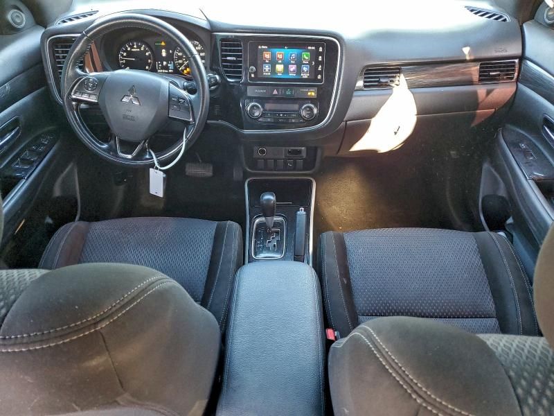 2018 Mitsubishi Outlander se