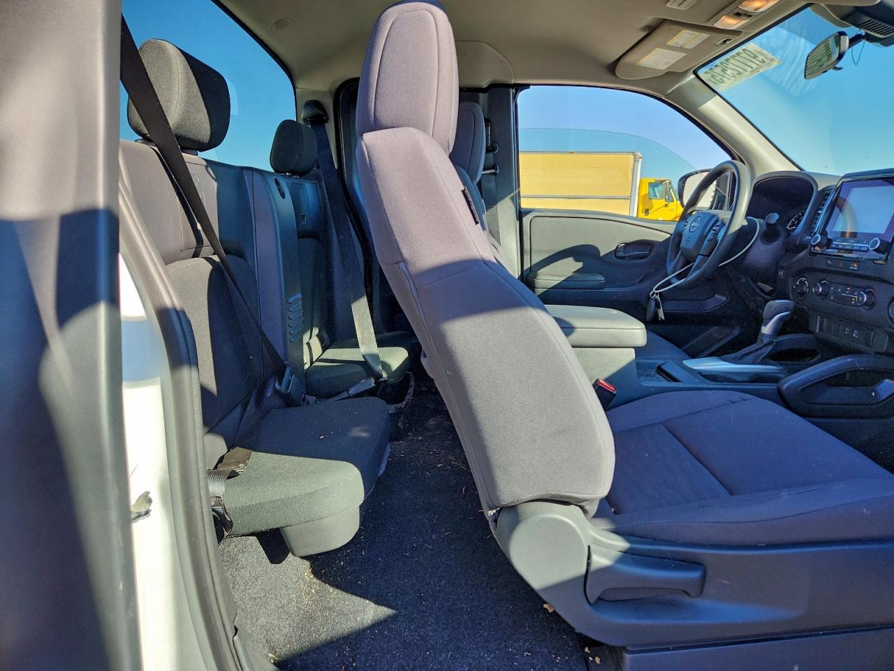 2024 Nissan Frontier s