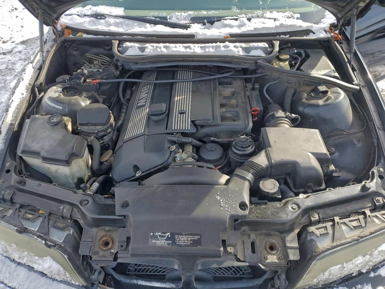 2000 BMW 323 i
