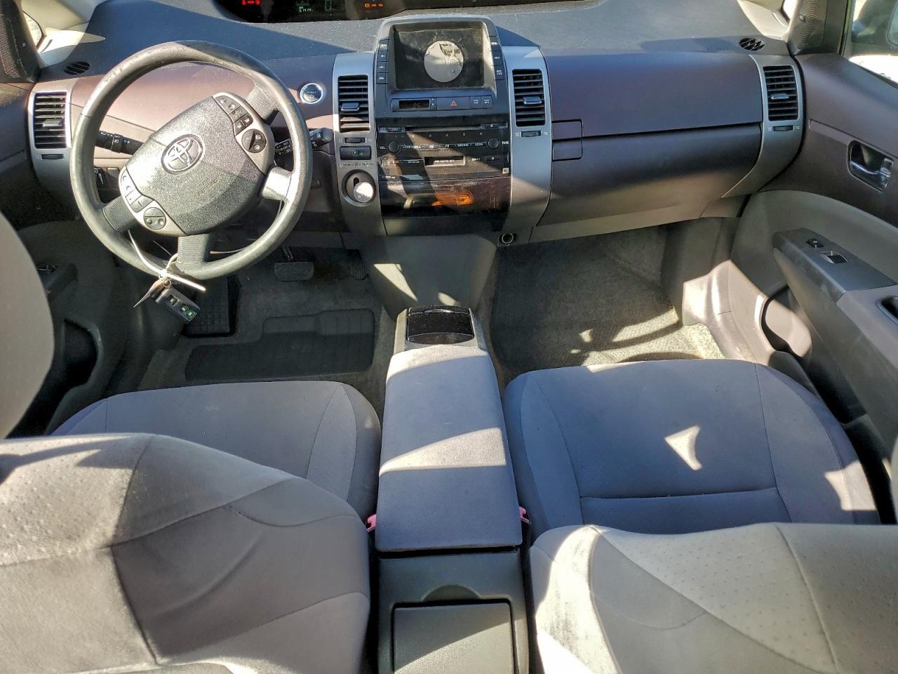 2004 Toyota Prius