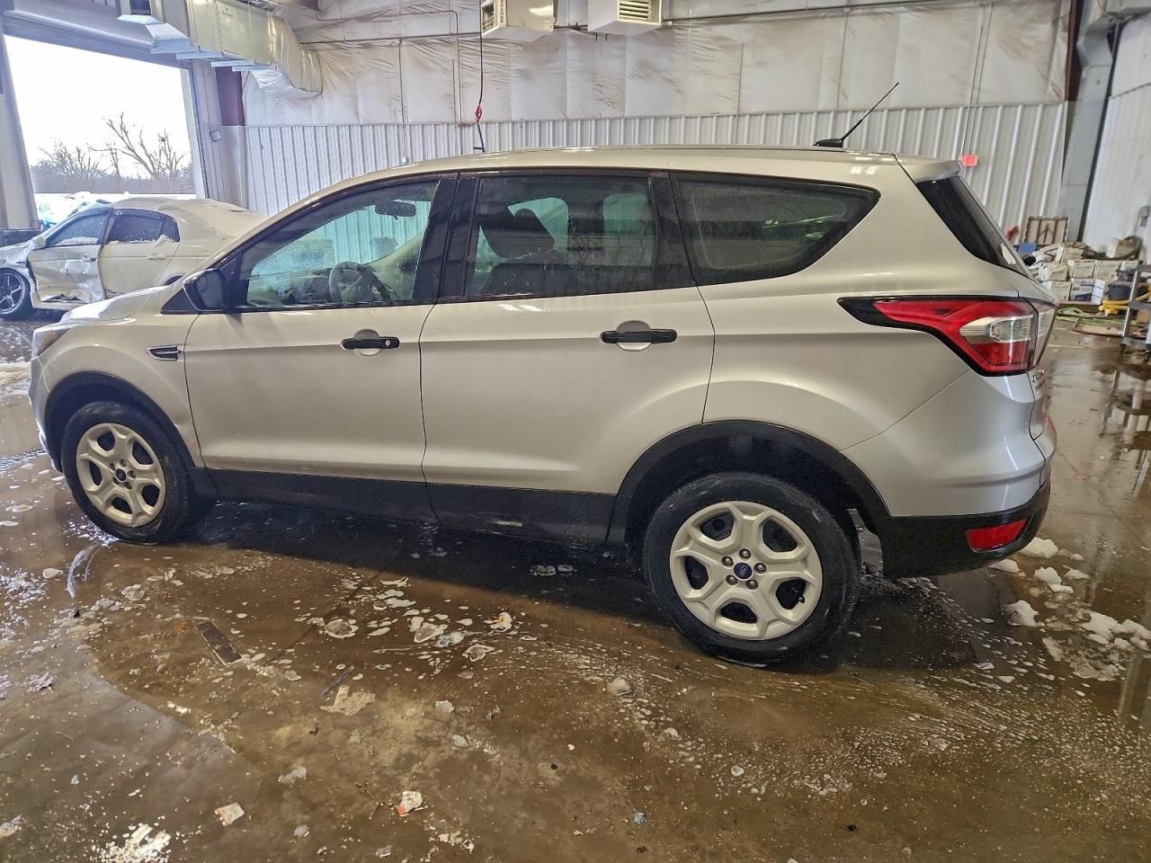 2018 Ford Escape s