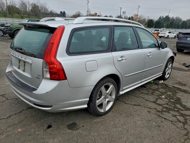 2009 Volvo V50 T5