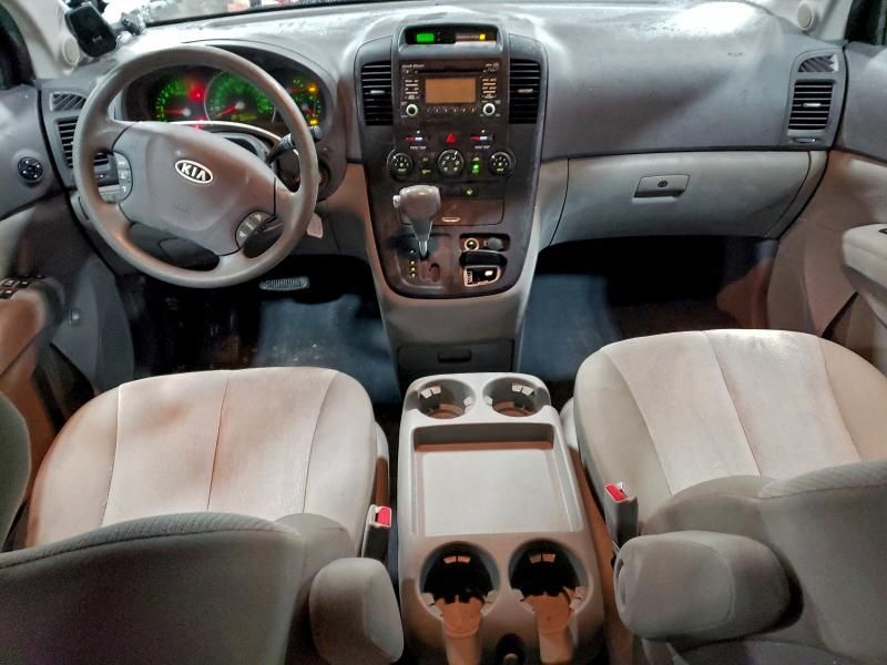 2012 KIA Sedona lx