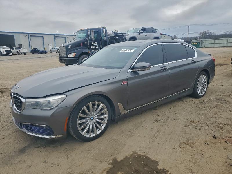 2016 BMW 740 i