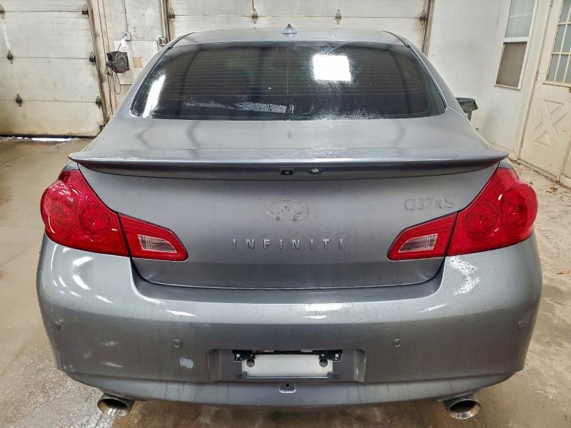 2013 Infiniti G37