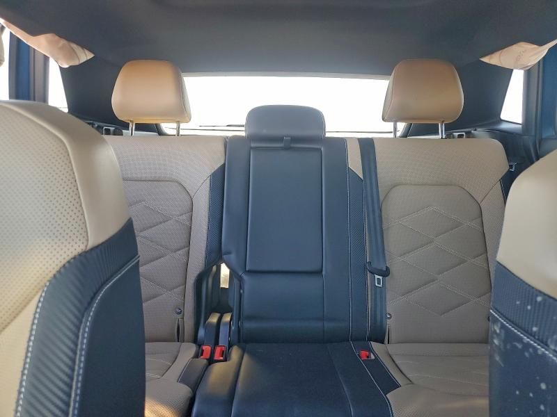 2024 Volkswagen Atlas Cross Sport se