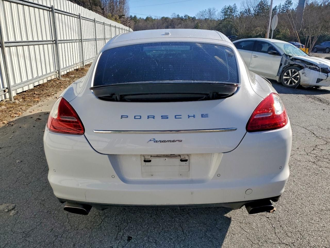 2012 Porsche Panamera 2