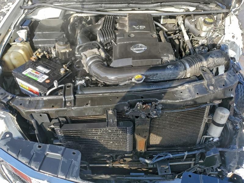 2012 Nissan Frontier s