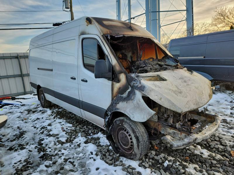 2023 Mercedes-Benz Sprinter 2