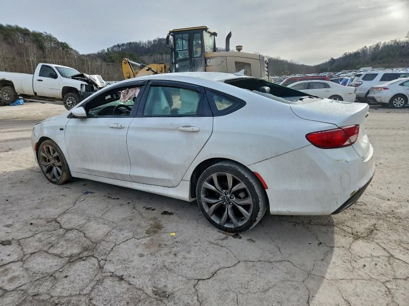 2016 Chrysler 200 s