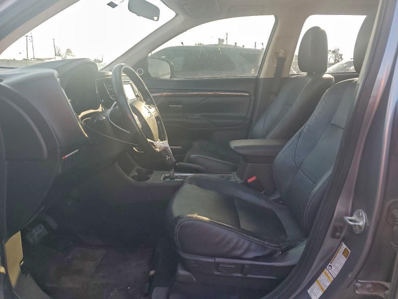 2016 Mitsubishi Outlander se