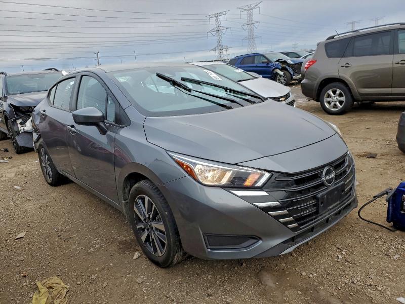 2023 Nissan Versa sv