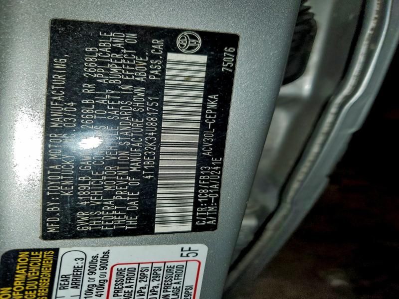 2004 Toyota Camry le