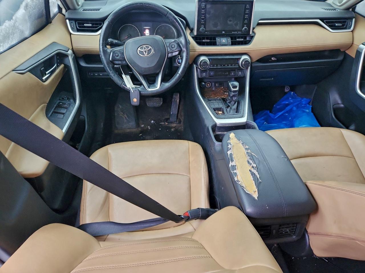 2020 Toyota Rav4 xle Premium