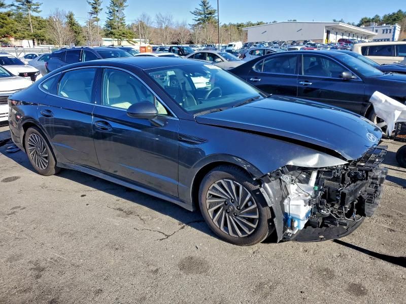 2025 Hyundai Sonata Hybrid