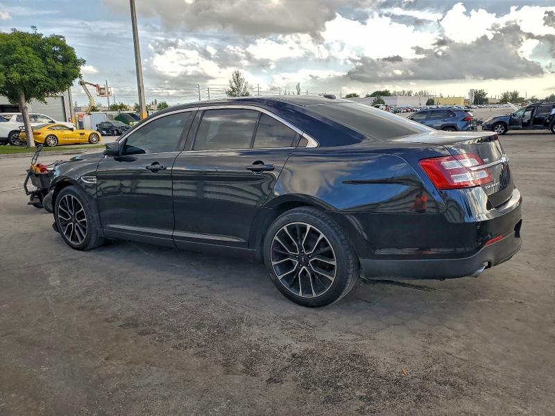 2017 Ford Taurus sel