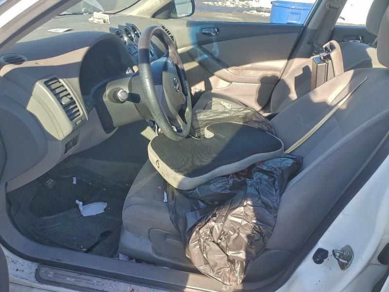 2011 Nissan Altima Base