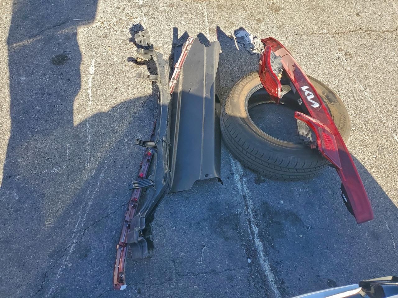 2024 KIA Carnival lx