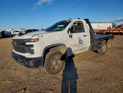 Chevrolet Vehiculos salvage en venta: 2025 Chevrolet Silverado Flatbed Truck