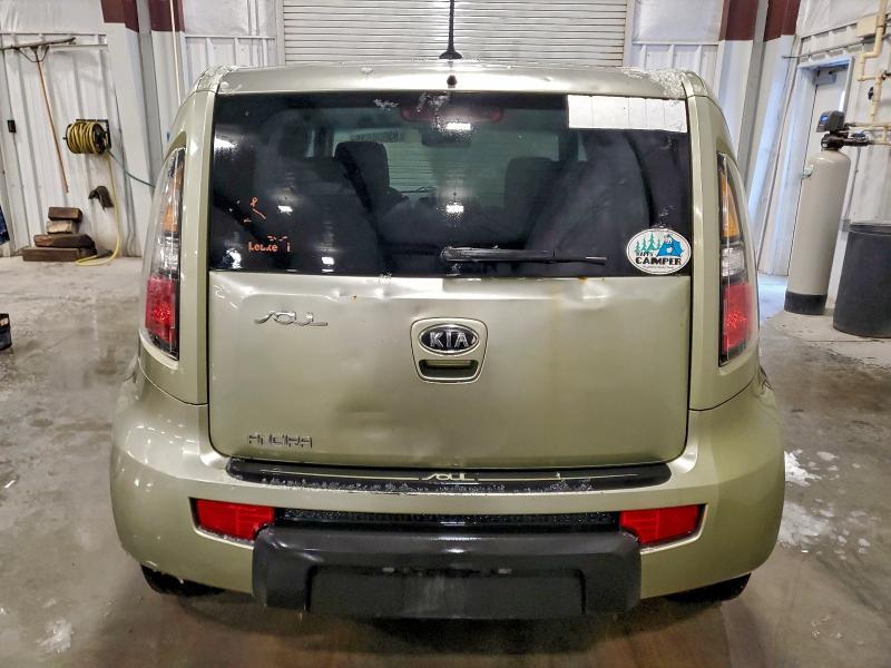 2011 KIA Soul +