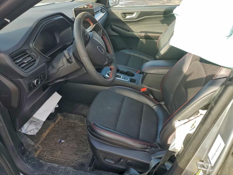 2024 Ford Escape st Line