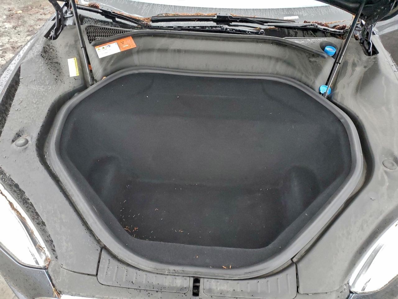 2015 Tesla Model s 85D