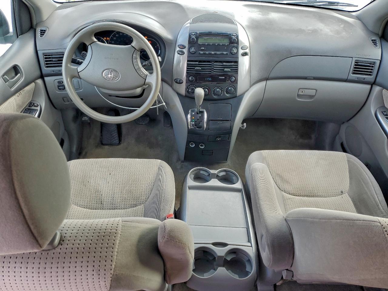 2007 Toyota Sienna ce