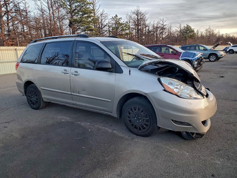 2007 Toyota Sienna ce