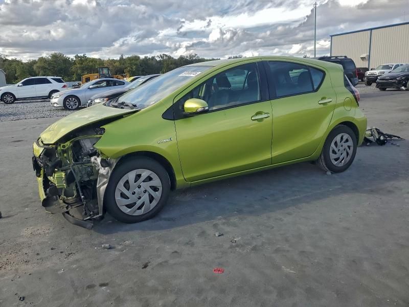 2016 Toyota Prius c
