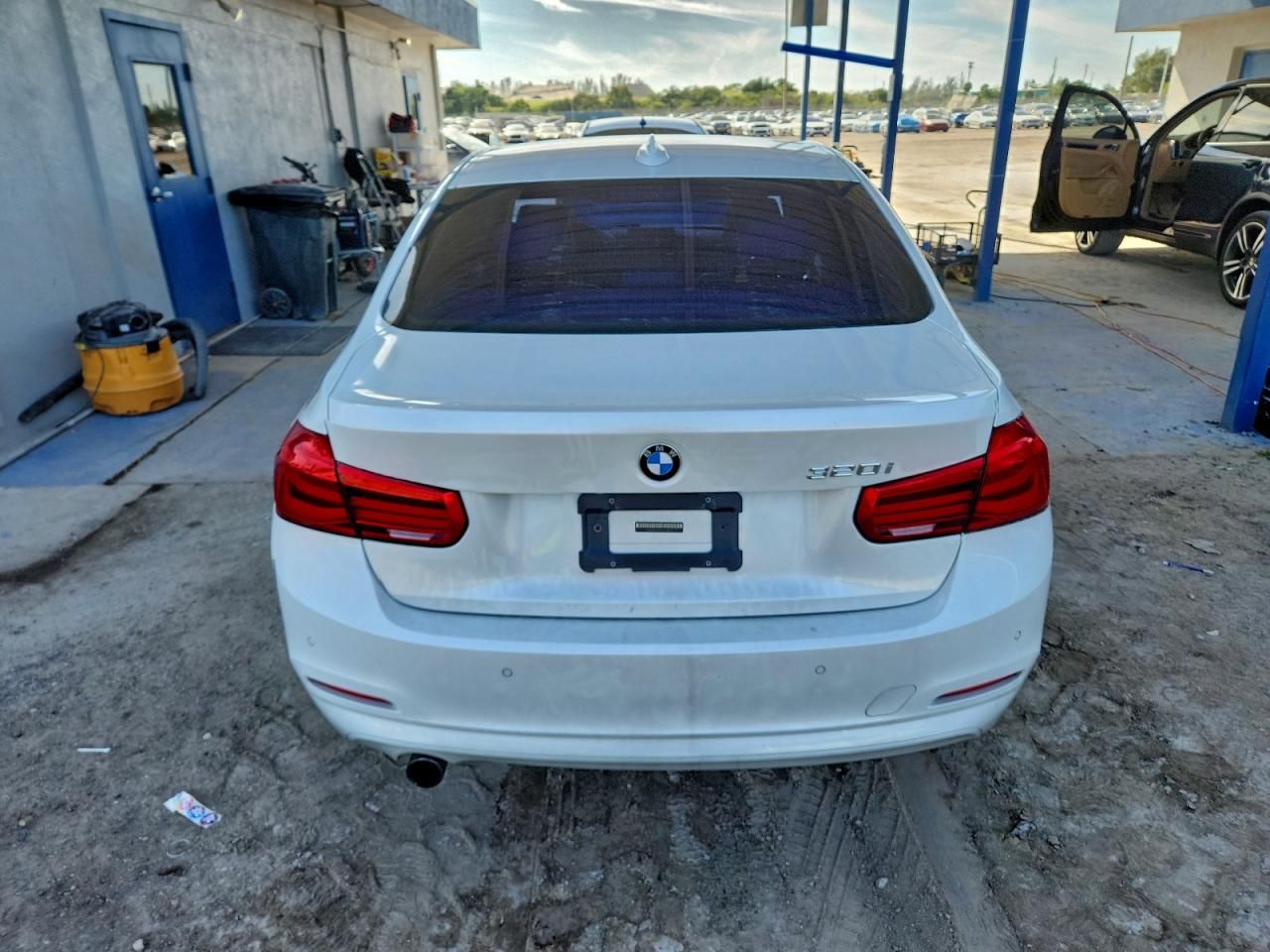 2016 BMW 320 i